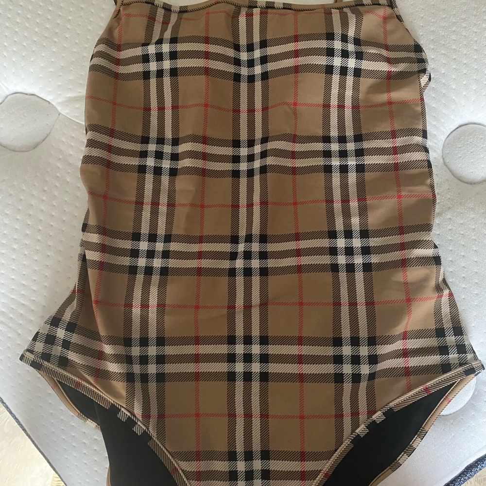 Check One-Piece Burberry suimsuit
